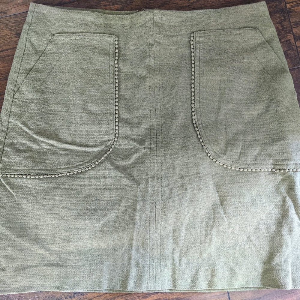 Loft Olive Skirt with Pockets